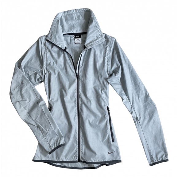 *SOLD*Nike 2 in 1 Long/Sleeveless Windbreaker/Vest - Picture 6 of 16